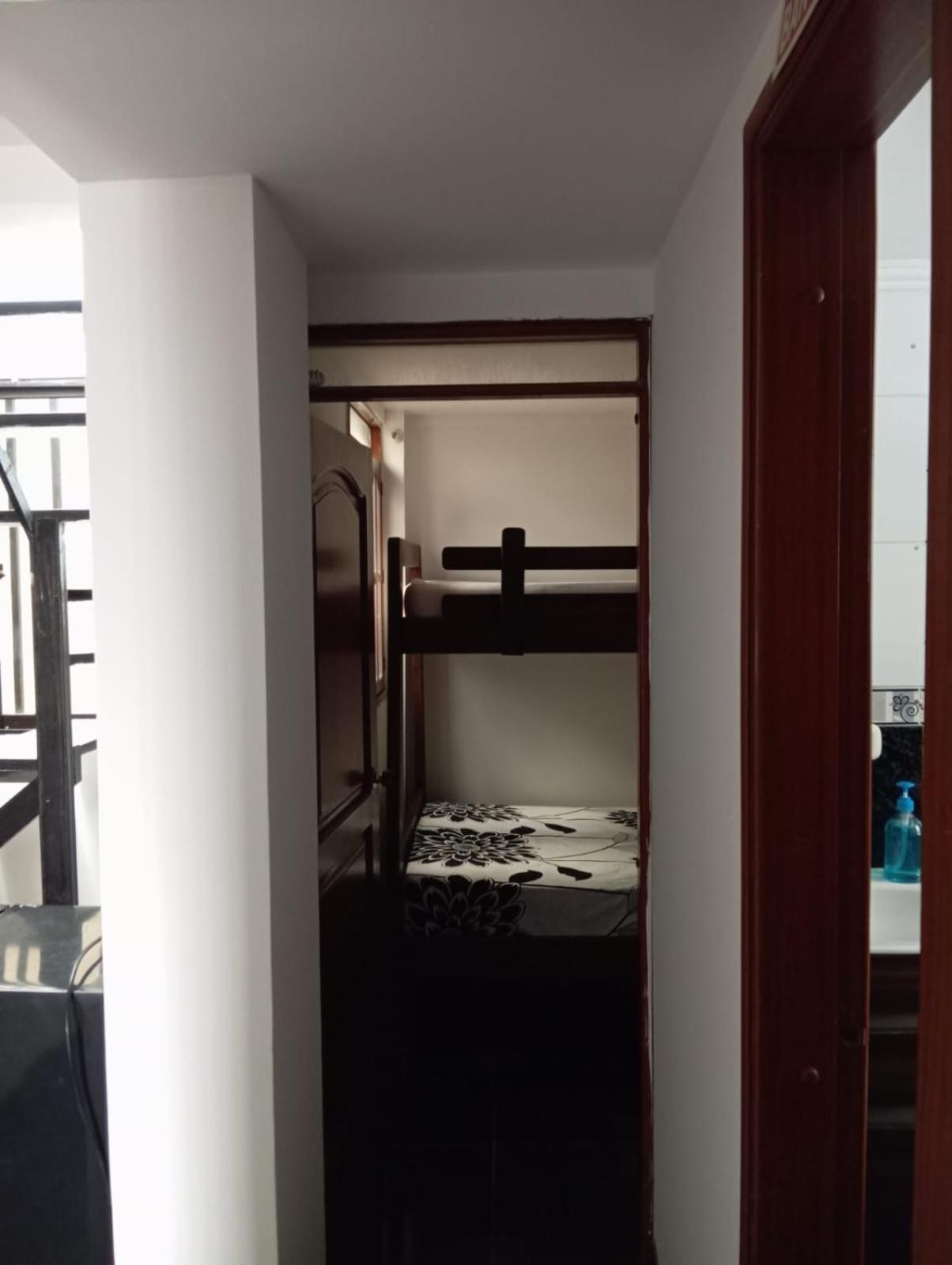 Apartment Monaco Centrico Cuarto Piso Sin Ascensor Grupos De 9 Personas 230 Mil Y Grupos De Hasta 6 Personas 150 Mil Santa Rosa de Cabal